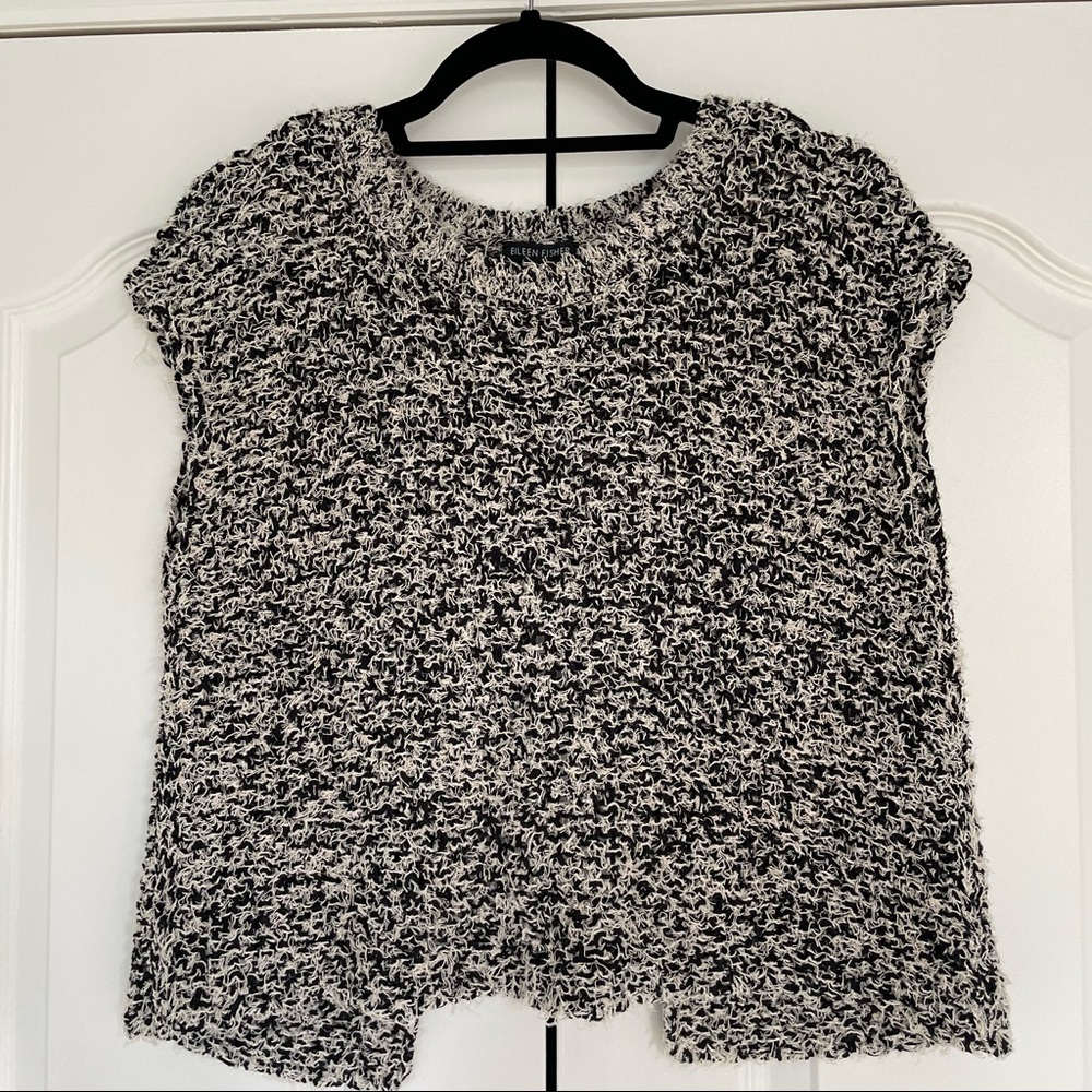 Eileen Fisher Black and White Short Sleeve Sweater